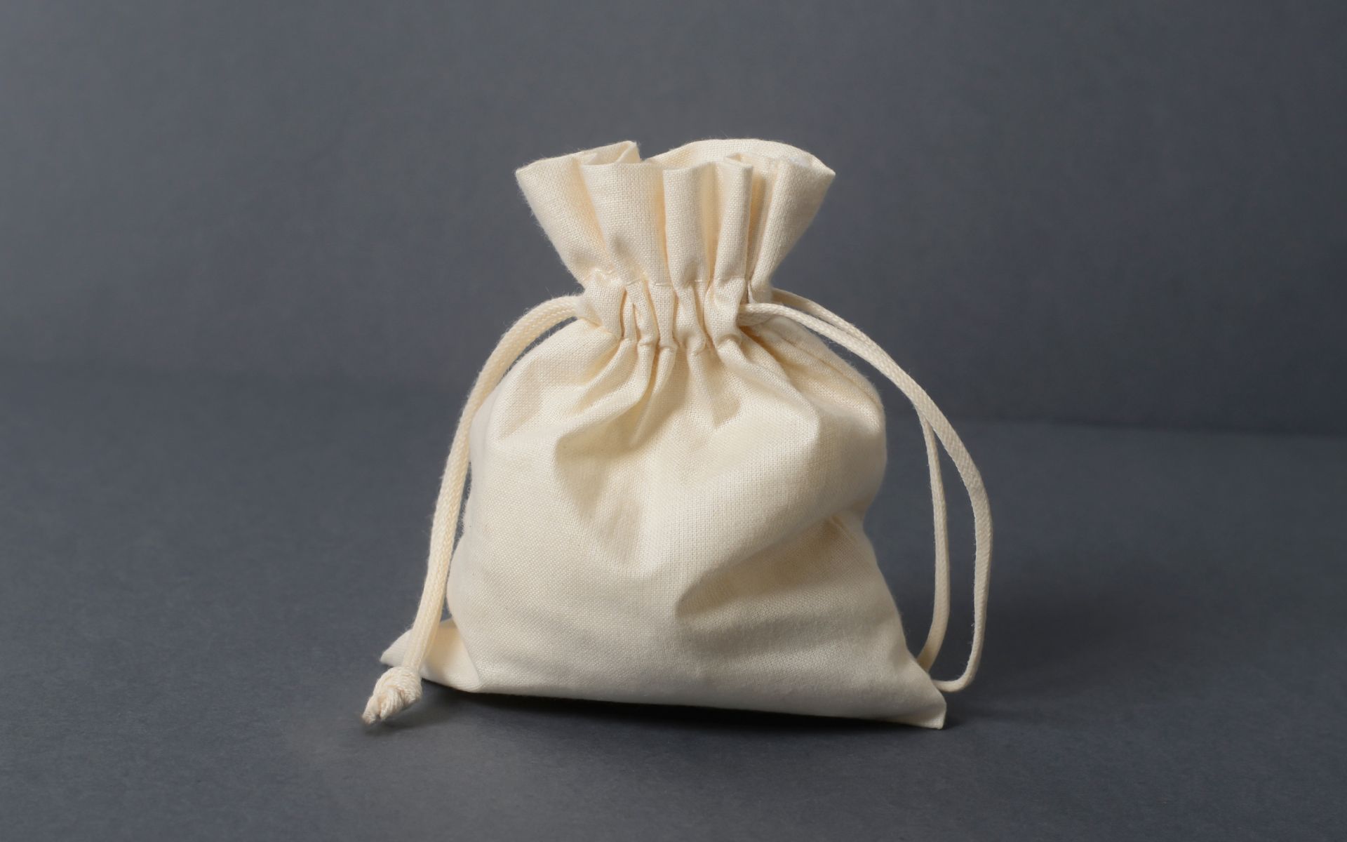 xr:d:DAFh8XE-rdc:7,j:3992678131,t:23050414