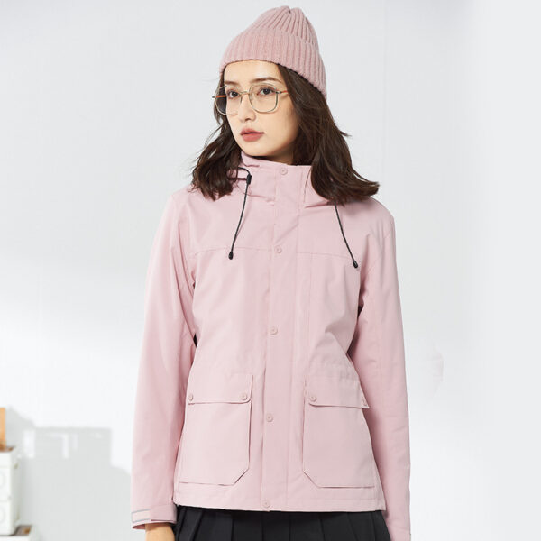 Set di due abiti da assalto 冲锋衣两件套